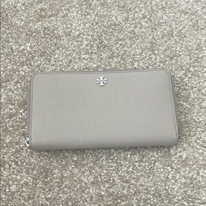 Tory Burch Leather Wallet